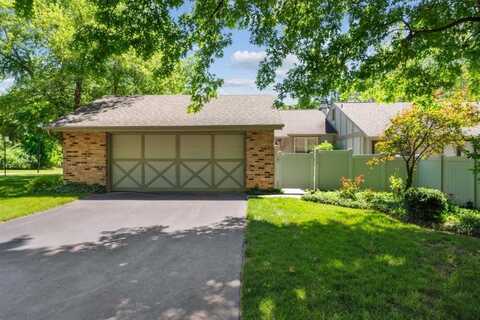 2114 Mason Lake Drive, Ballwin, MO 63011
