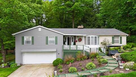 1235 Canteberry Lane, Mansfield, OH 44906