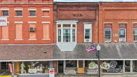 38 Main Street, Shelby, OH 44875