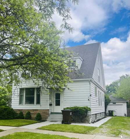 321 Cass, Monroe, MI 48161