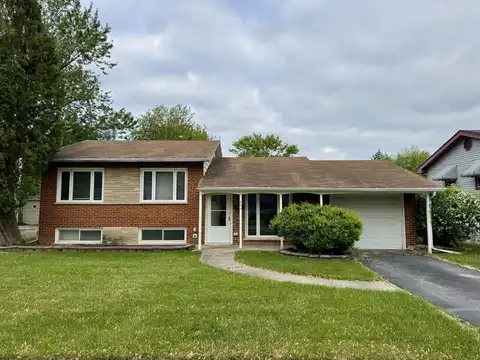 824 Dartmouth Avenue, Matteson, IL 60443