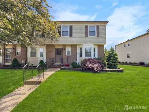 8 Fern Court, Sayreville, NJ 08872
