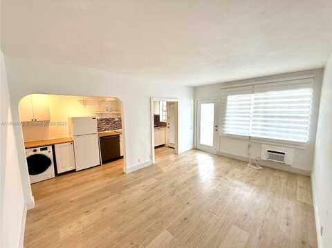330 74th St, Miami Beach, FL 33141