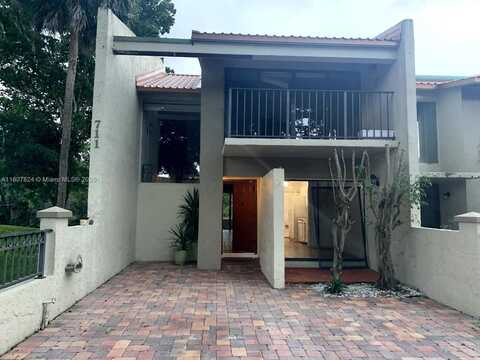 711 E Coco Plum Cir, Plantation, FL 33324