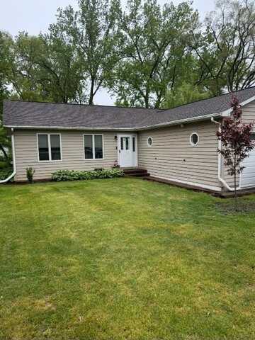 626 E Bonner Road, Wauconda, IL 60084