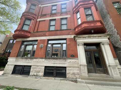 1049 W ALTGELD Street, Chicago, IL 60614