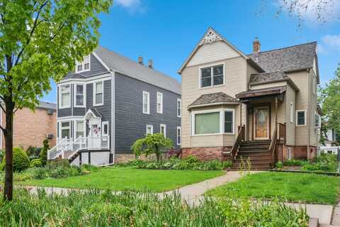 3856 N Kenneth Avenue, Chicago, IL 60641