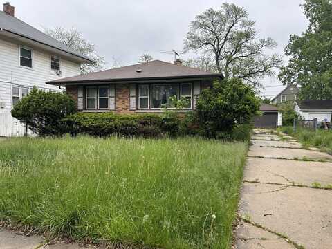 407 N 2nd Avenue, Maywood, IL 60153