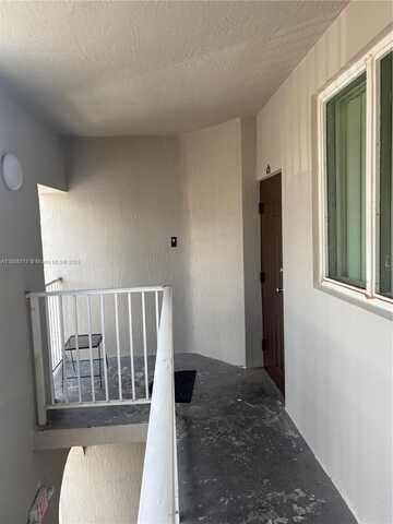 1652 SE 28th St, Homestead, FL 33035