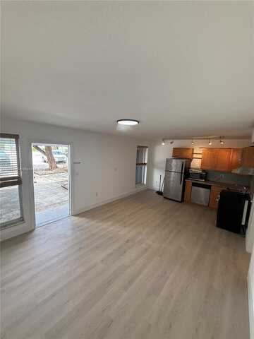 3071 SW 27th Ave, Miami, FL 33133