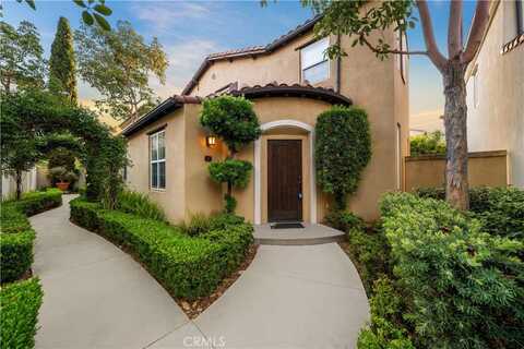 102 Chantilly, Irvine, CA 92620