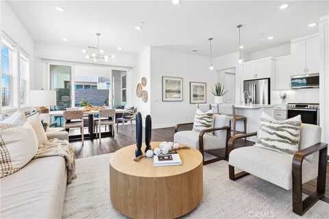 734 Sunrise Road, Rancho Mission Viejo, CA 92694