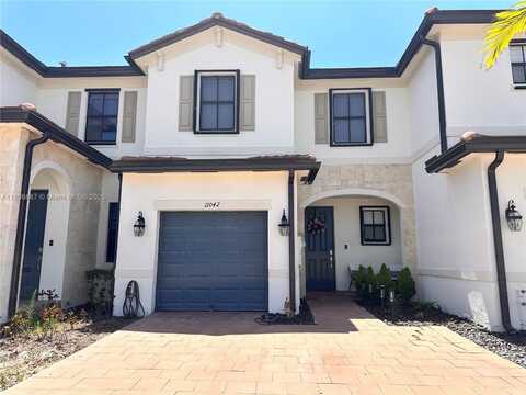 11042 W 33rd Ln, Hialeah, FL 33018