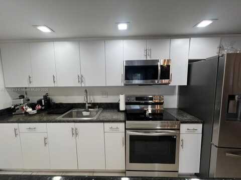 4550 NW 79th Ave, Doral, FL 33166