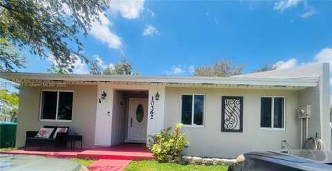 10362 SW 208th Ln, Cutler Bay, FL 33189