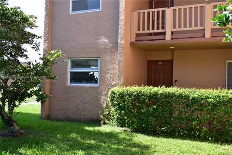 9841 Sunrise Lakes Blvd, Sunrise, FL 33322