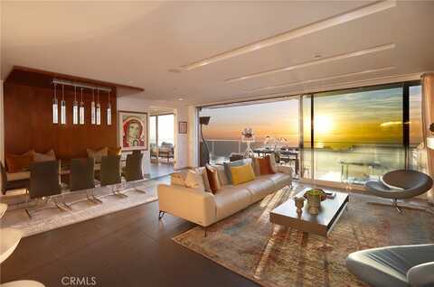 1088 Del Mar Avenue, Laguna Beach, CA 92651