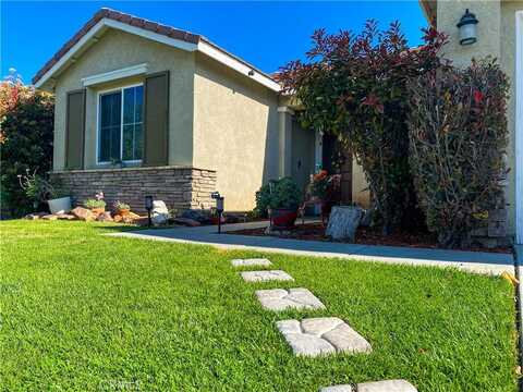 1436 Saddlebrook Way, San Jacinto, CA 92582