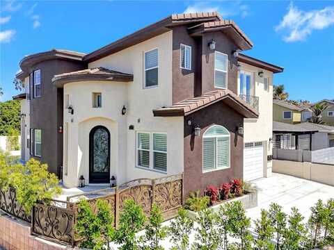 19002 Delaware Street, Huntington Beach, CA 92648