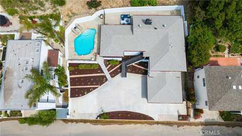 3900 Benedict Canyon Drive, Sherman Oaks, CA 91423