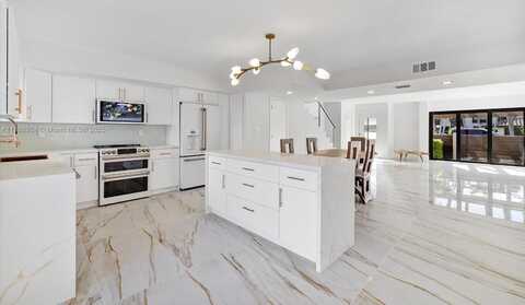 16449 NE 26 Ave, North Miami Beach, FL 33160
