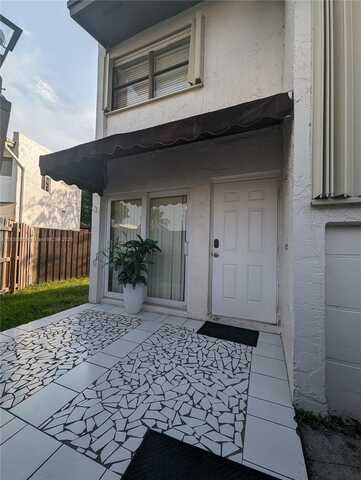 6902 SW 114th Ave, Miami, FL 33173