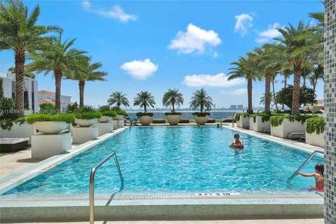600 NE 27th St, Miami, FL 33137
