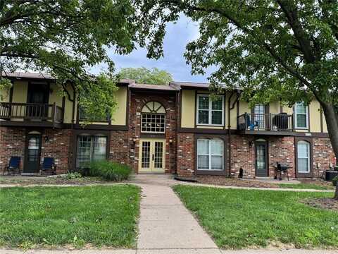 635 Rosetta Drive, Florissant, MO 63031
