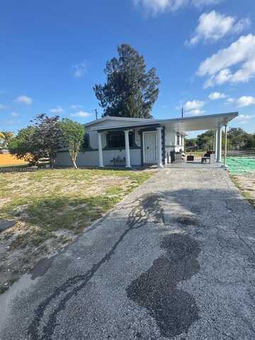 2801 NW 183rd St, Miami Gardens, FL 33056