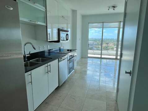 60 SW 13th St, Miami, FL 33130