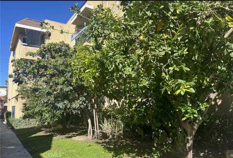 9014 Burnet Avenue, North Hills, CA 91343