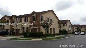 3252 NW 103 Pl, Doral, FL 33172
