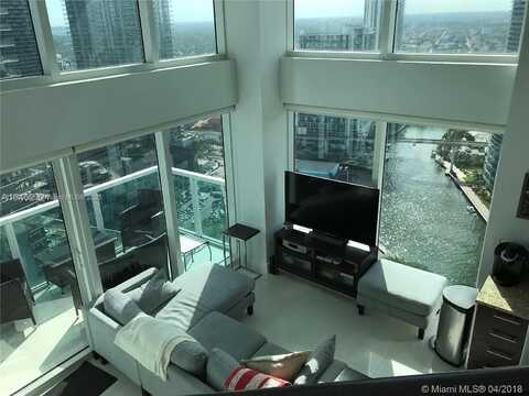 41 SE 5th St, Miami, FL 33131