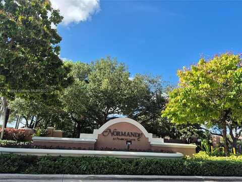 1870 NW 100th Way, Pembroke Pines, FL 33024