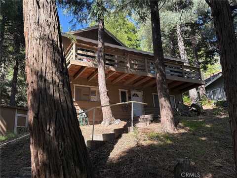 486 Wylerhorn Drive, Crestline, CA 92325