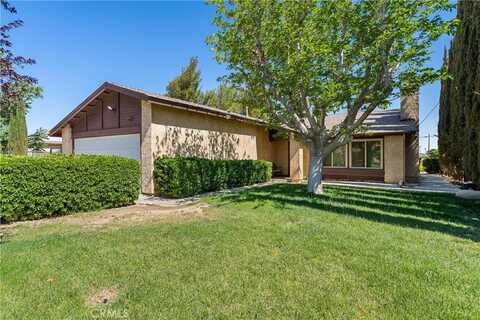 5819 E Avenue T8, Palmdale, CA 93552