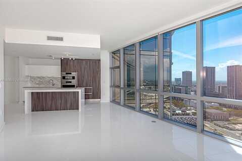 851 NE 1st Ave, Miami, FL 33132
