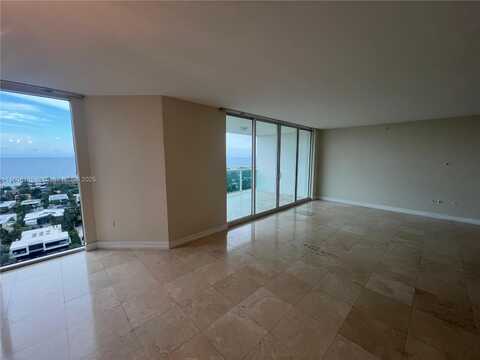 20201 E Country Club Dr, Aventura, FL 33180