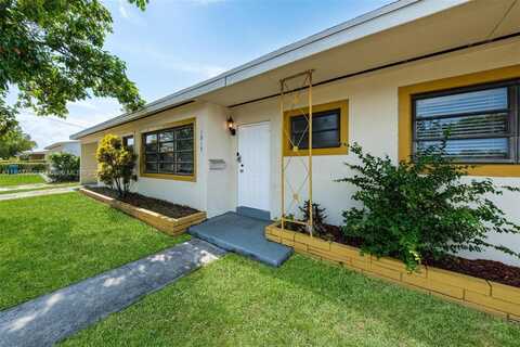 1815 NW 185th Ter, Miami Gardens, FL 33056