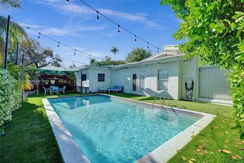 2590 NE 200th, Miami, FL 33180