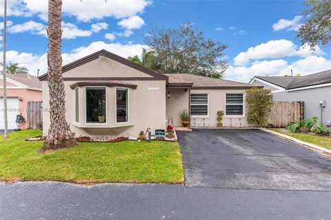 22211 SW 99th Ct, Cutler Bay, FL 33190