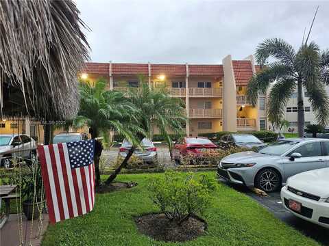 6850 R O Y A L PALM Bl, Margate, FL 33063
