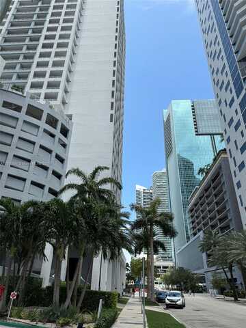 170 SE 14th St, Miami, FL 33131