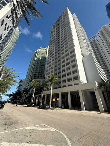 170 SE 14th St, Miami, FL 33131