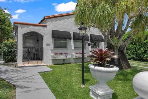 1046 SW 13th Ct, Miami, FL 33135