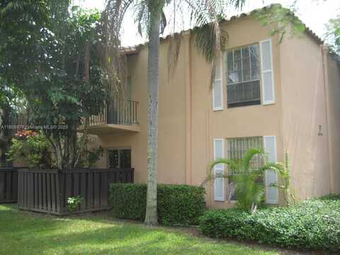 10818 N KENDALL DR, Miami, FL 33176
