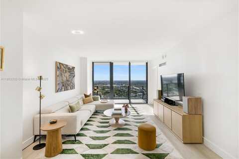 121 NE 34th St, Miami, FL 33137