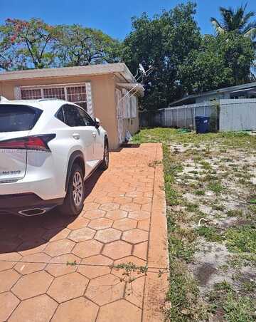 12325 NW 19th Ave, Miami, FL 33167