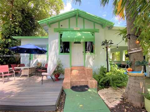 769 NW 10th St, Miami, FL 33136
