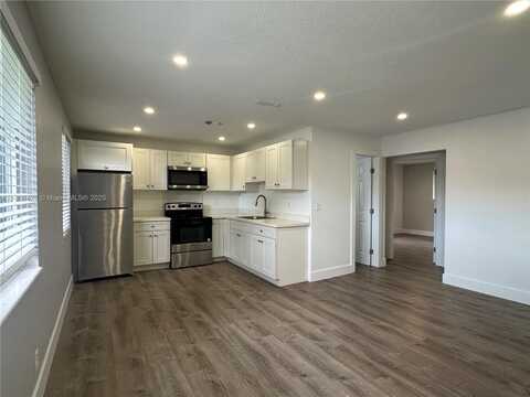 5911 NE 18th Ave, Fort Lauderdale, FL 33334